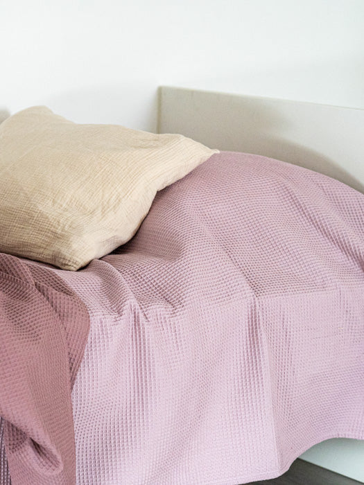 Asukuva_hattara_M_aikuisten_tyynyliina