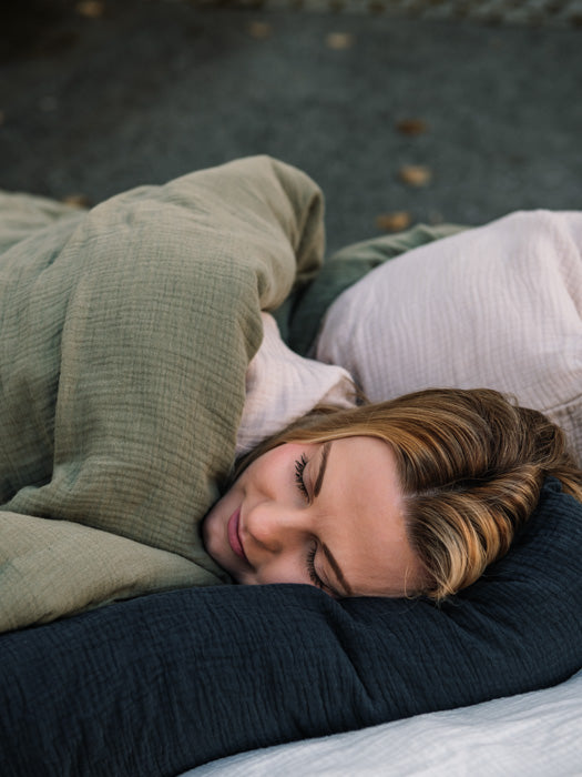 Asukuva_naisten_harso-kylpytakki_aikuistenpussilakanat_4