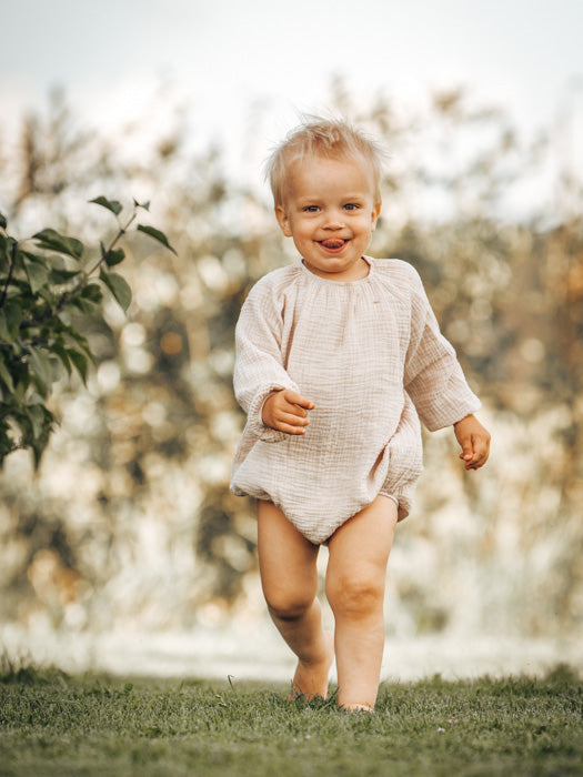 Tuotekuva_Harso-romper_beige_3