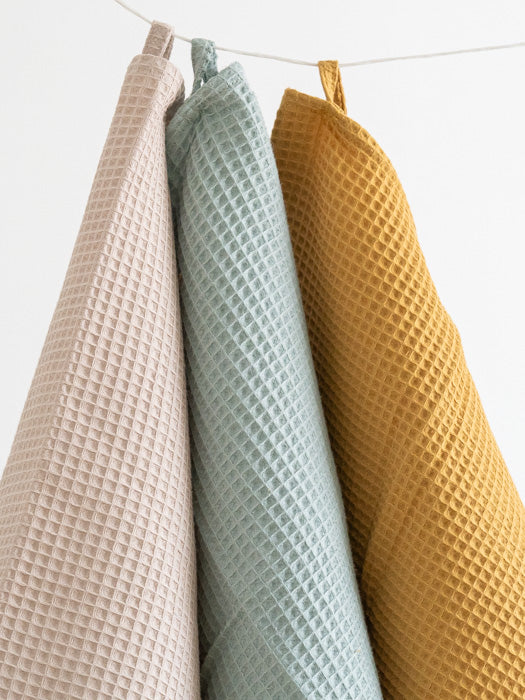 Tuotekuva_Hattara-vohveli_XS_light_beige_mustard_light_sea_green