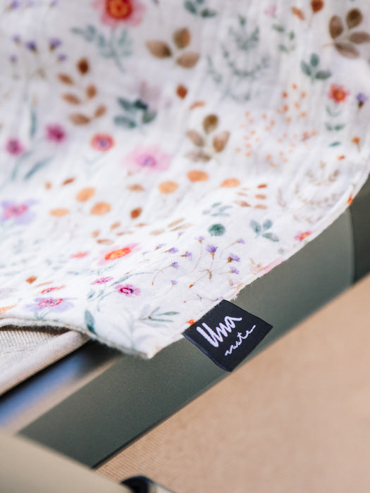 Tuotekuva_harso-vaunuverho_Kuosilliset_garden_flowers_3