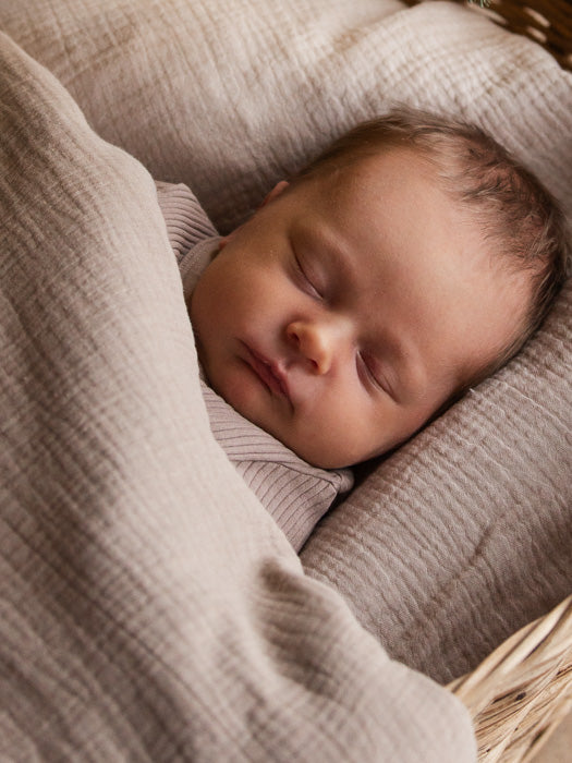 Tuotekuva_vauvanpussilakanat_light_beige