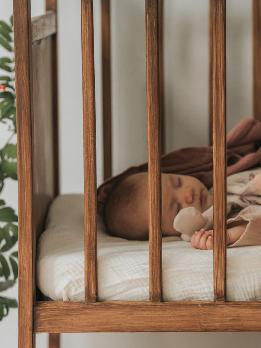 asukuva_harsohaalari_pitkahihainen_pinnasangynpaallinen_vauvanpussilakanat