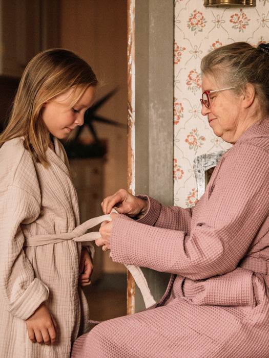 asukuva_lasten_harso-kylpytakki_naisten_vohveli-kylpytakki_old_mauve