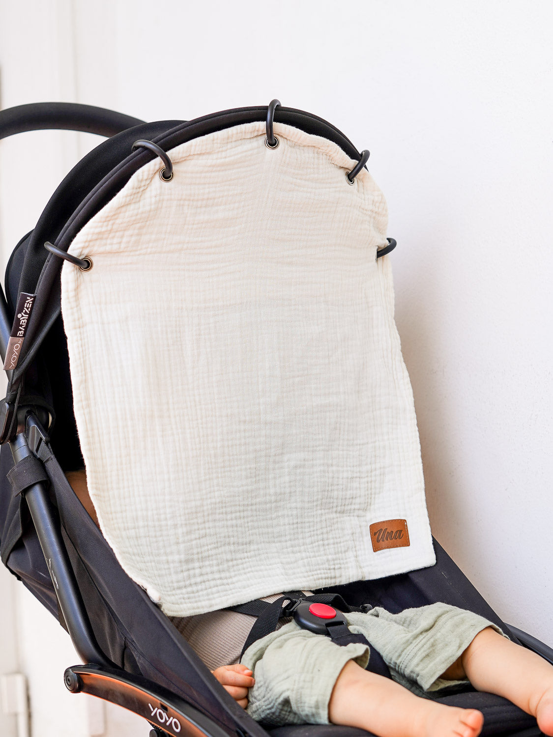 Musselin-Kinderwagengardine mit Logo, Ivory