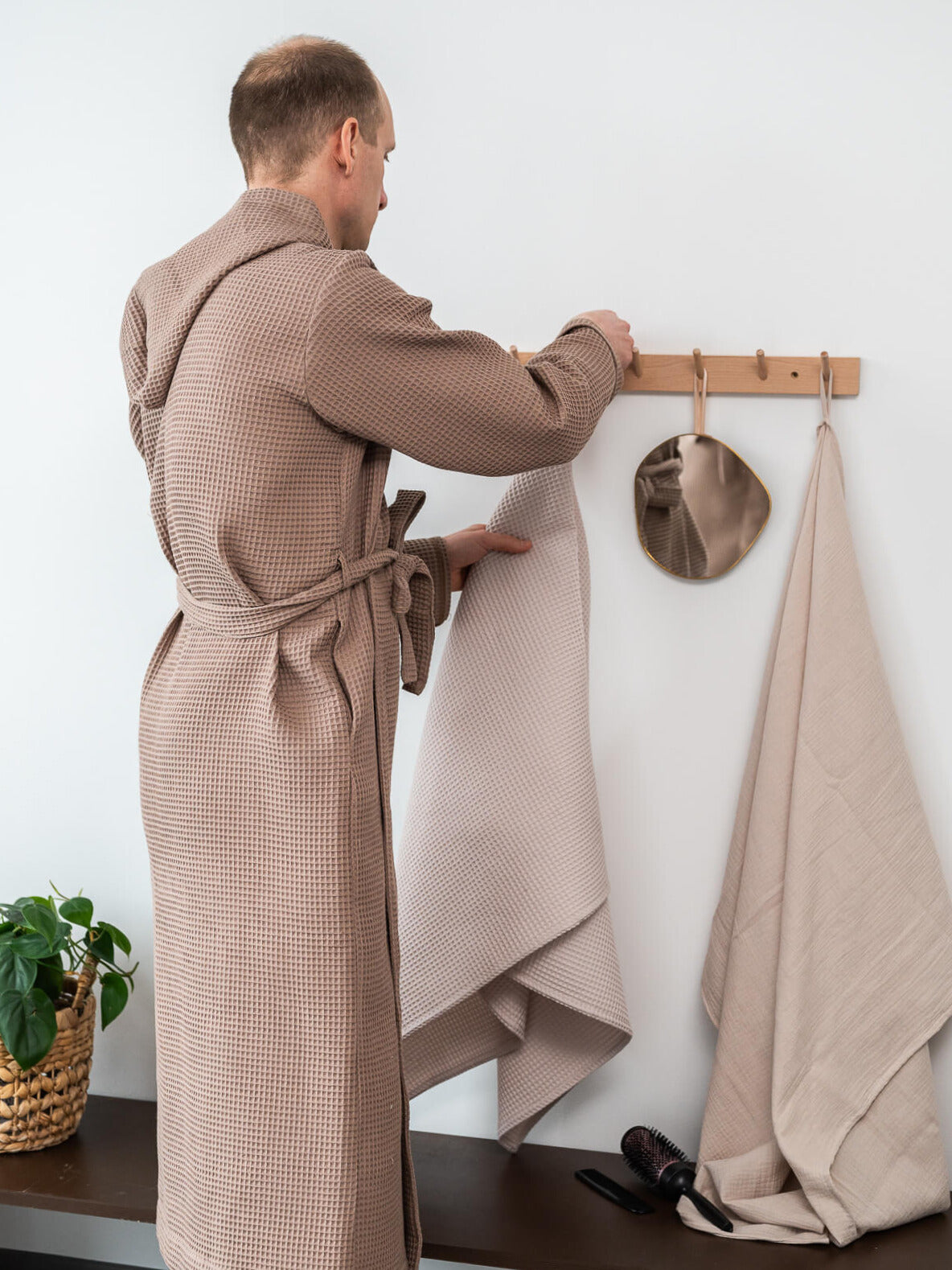 Una Waffelbademantel für Herren, Brown