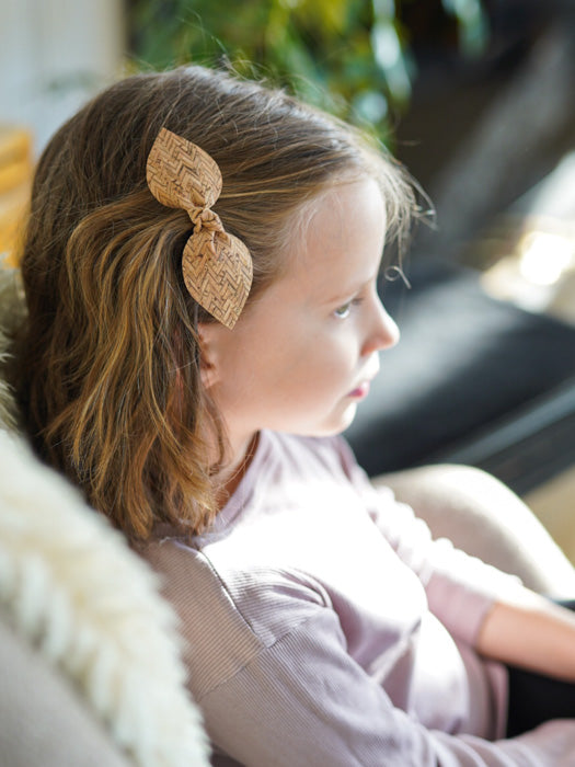 tuotekuva_annarusettipinni_hiekka