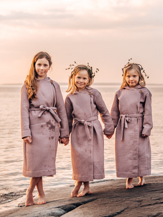 tuotekuva_lastenvohvelikylpytakki_oldmauve_3