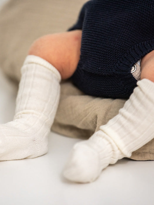 tuotekuva_ribbi-polvisukat_cream