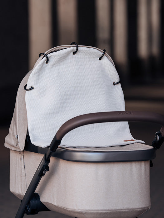 vohvelivaunu_verho_logolla__light_grey_2