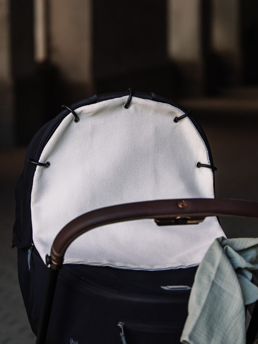 vohvelivaunu_verho_logolla__light_grey_3