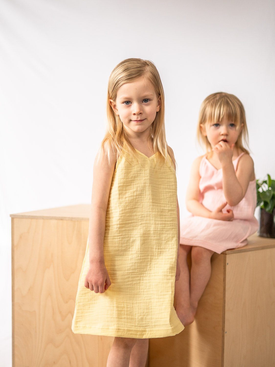 Lehto Mini klänning för barn, Yellow