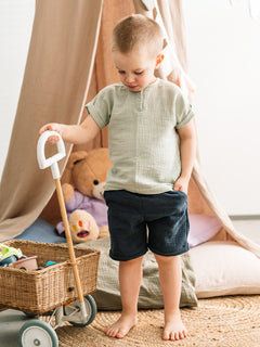 Asukuva_harso_paita_shortsit_viiri_vuodekatos_aikuisten_tyynyliina_2