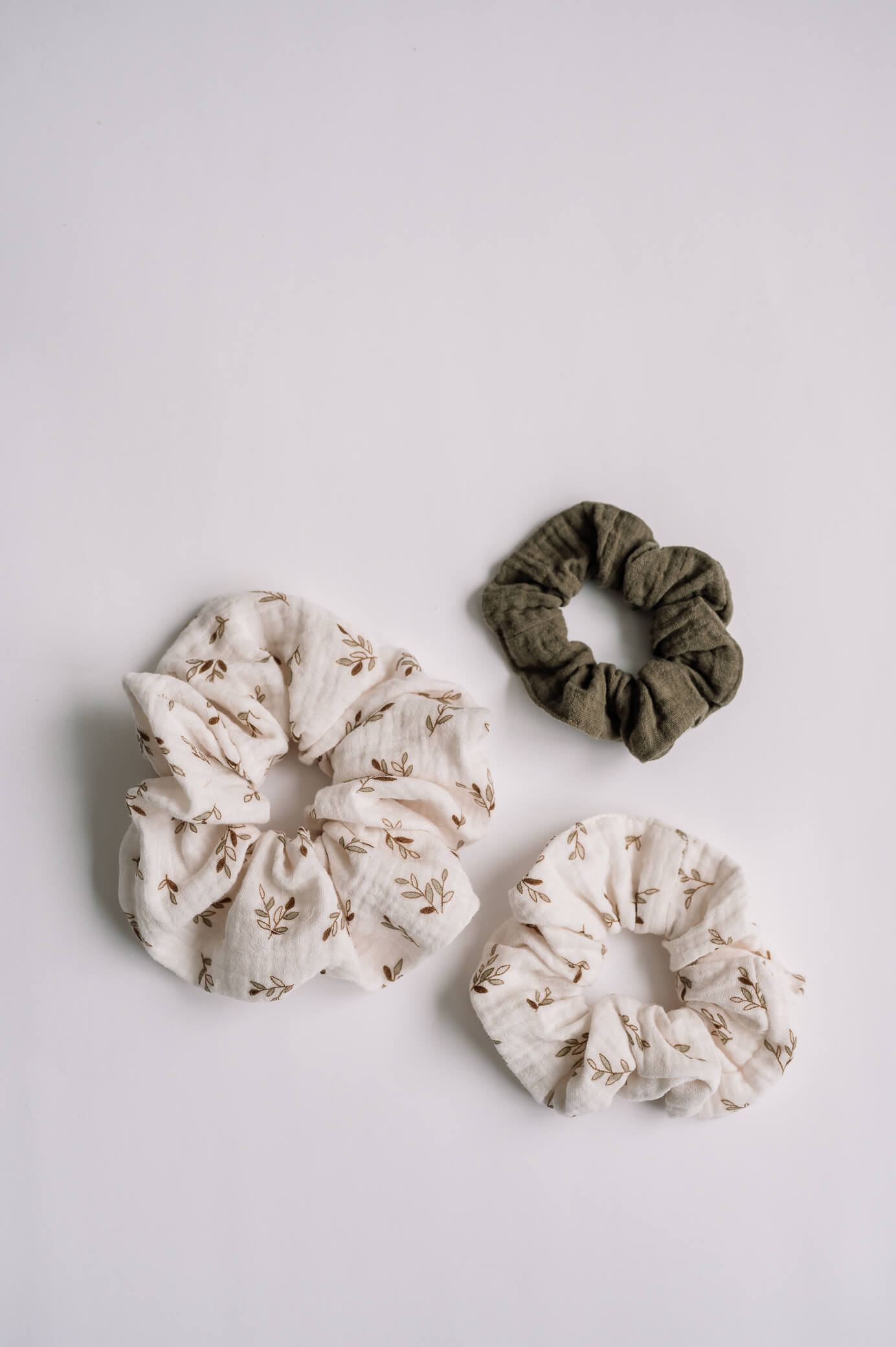 Donitsiponnari_kolme_kokoa.jpg [Donitsiponnareiden kolme kokoa: Pieni, Iso, Jätti]