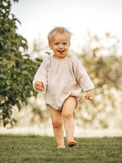 Tuotekuva_Harso-romper_beige_4