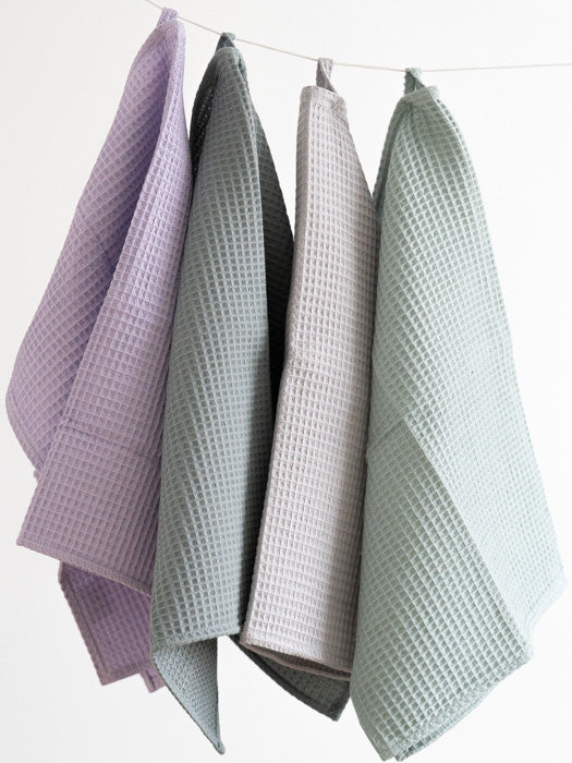 Tuotekuva_Hattara-vohveli_XS_blue-green_light_grey_Light_lavender_light_sea_green