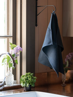 Tuotekuva_Hattara-vohveli_XS_dark_grey_2