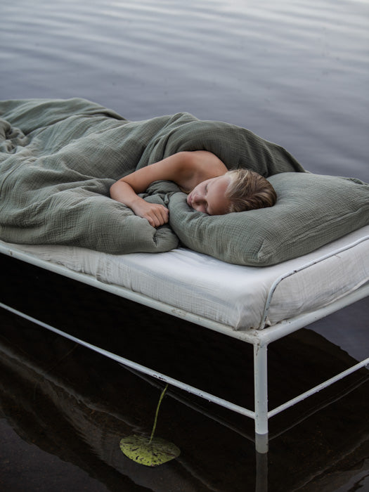 Tuotekuva_aikuistenpussilakanat_olive_5