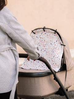 Tuotekuva_harso-vaunuverho_Kuosilliset_garden_flowers_5