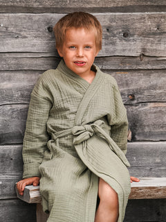 Tuotekuva_lasten_harso-kylpytakki_olive_3