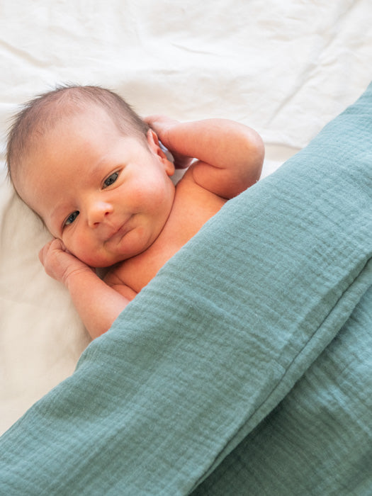 Tuotekuva_vauvanpussilakanat_granite_green