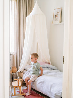 asukuva_aikuistenpussilakanat_vuodekatos_harsopaita_shortsit