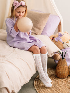 asukuva_harso-mekko_rusettipanta_pitsipolvisu-_kat_rusetilla