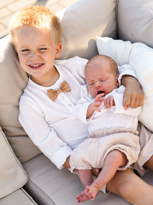 asukuva_harsopaita_shortsit_poikien_rusetti [white, beige]