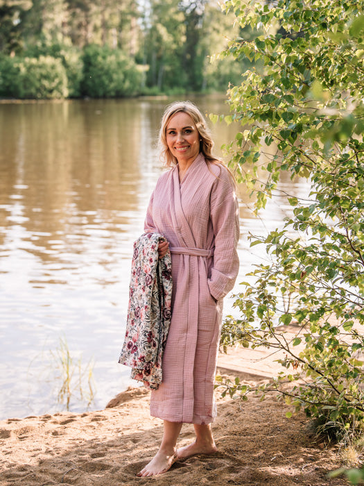 asukuva_naistenharsokylpytakki_syliharsoviltti_2_6803ebd3-6e76-489c-8bb7-9d1901d8b30e