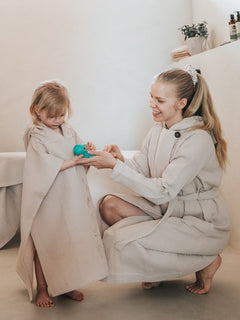 asukuva_naistenvohvelikylpy-takki_kylpyviitta_donitsiponnari