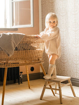 asukuva_romper_pitsipolvisukat_rusetilla