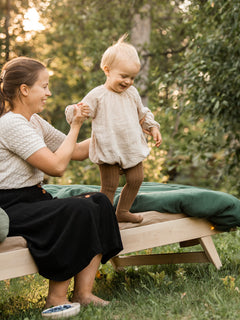 asukuva_romper_ribbisukkahousut_vauvanpussilakanat