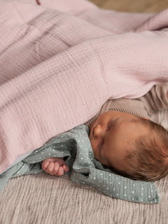 asukuva_vauvanpussilakanat_old_rose_Harso_dots