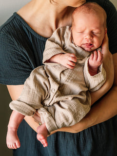 tuotekuva_harsohaalari_beige_cee9e92d-2671-4397-8448-a5cb8ed8b010 [50/56 - vastasyntynyt]