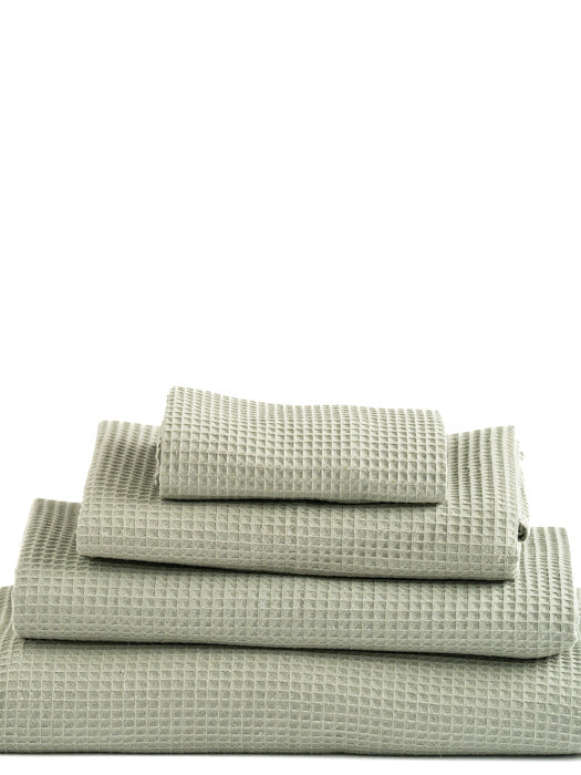 tuotekuva_hattara_sage [4 kokoa hattara-vohveleista]