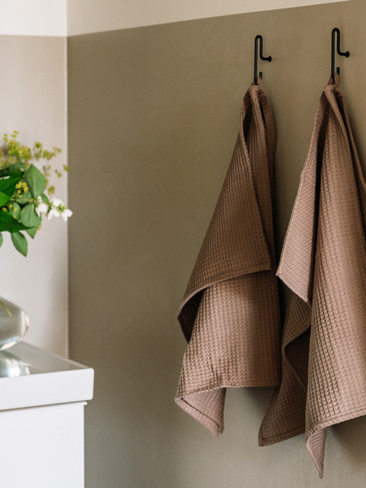 tuotekuva_hattaraxs_brown