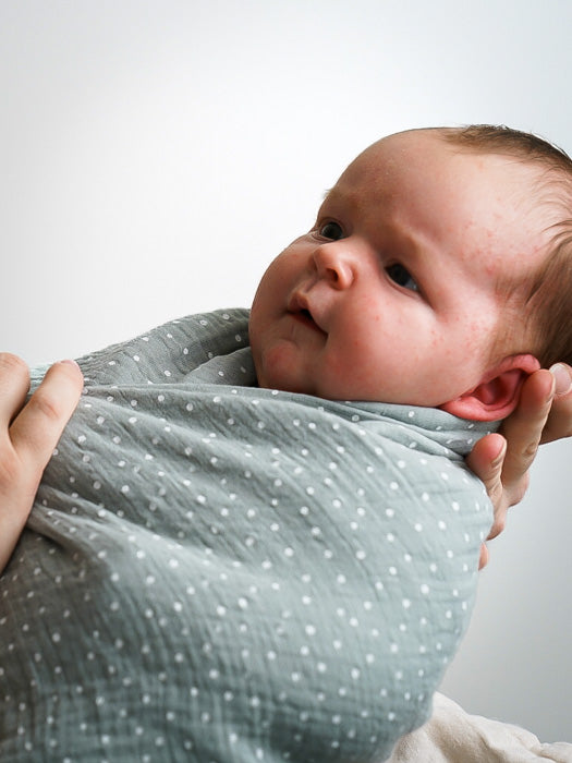 tuotekuva_syli-_harsoviltti__dots_light_blue_2